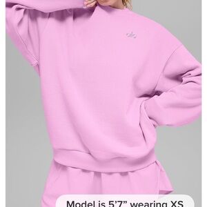 Alo accolade candy heart pink crewneck size s